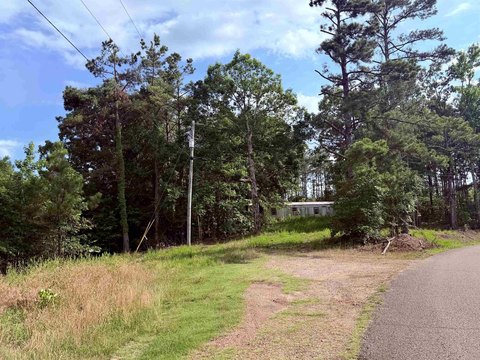 Land, Selmer, TN