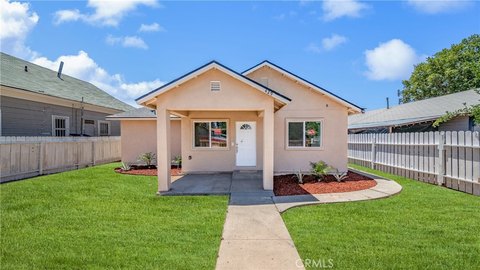 Single-Family Residence with Detached ADU