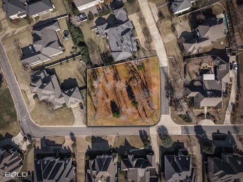 Land in Southern Trace