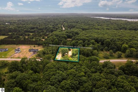 LAND - Interlochen, MI
