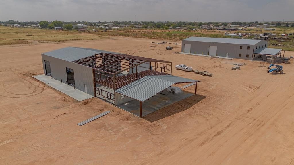 New Commercial Warehouse/Shop on Acres