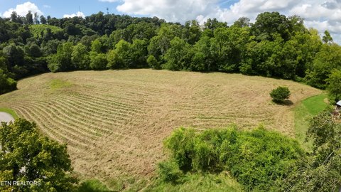 LAND - Athens, TN