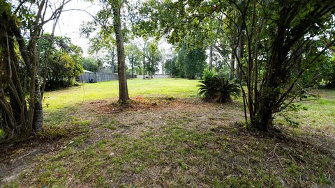 Land, Baton Rouge, LA
