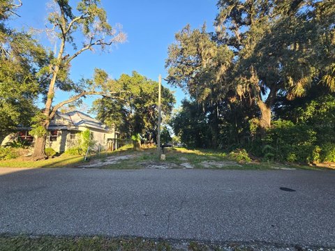 Land, TAMPA, FL