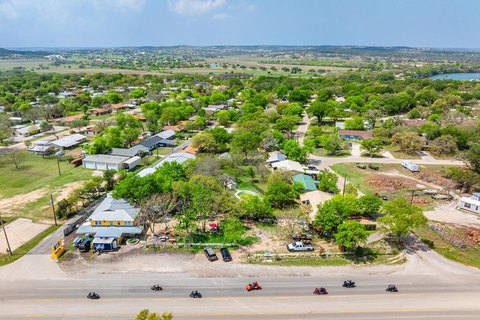 Kerrville Mixed-Use Investment Opportunity