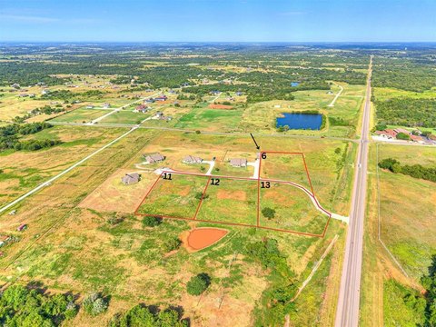 Residential Lot in Purcell, OK