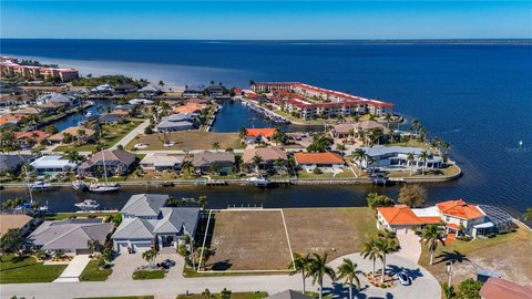 Sailboat Waterfront Land Lot