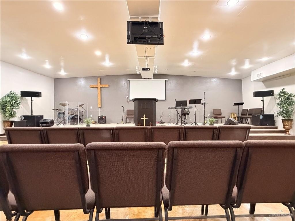 Picture 16