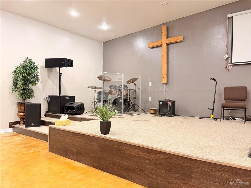 Picture 18