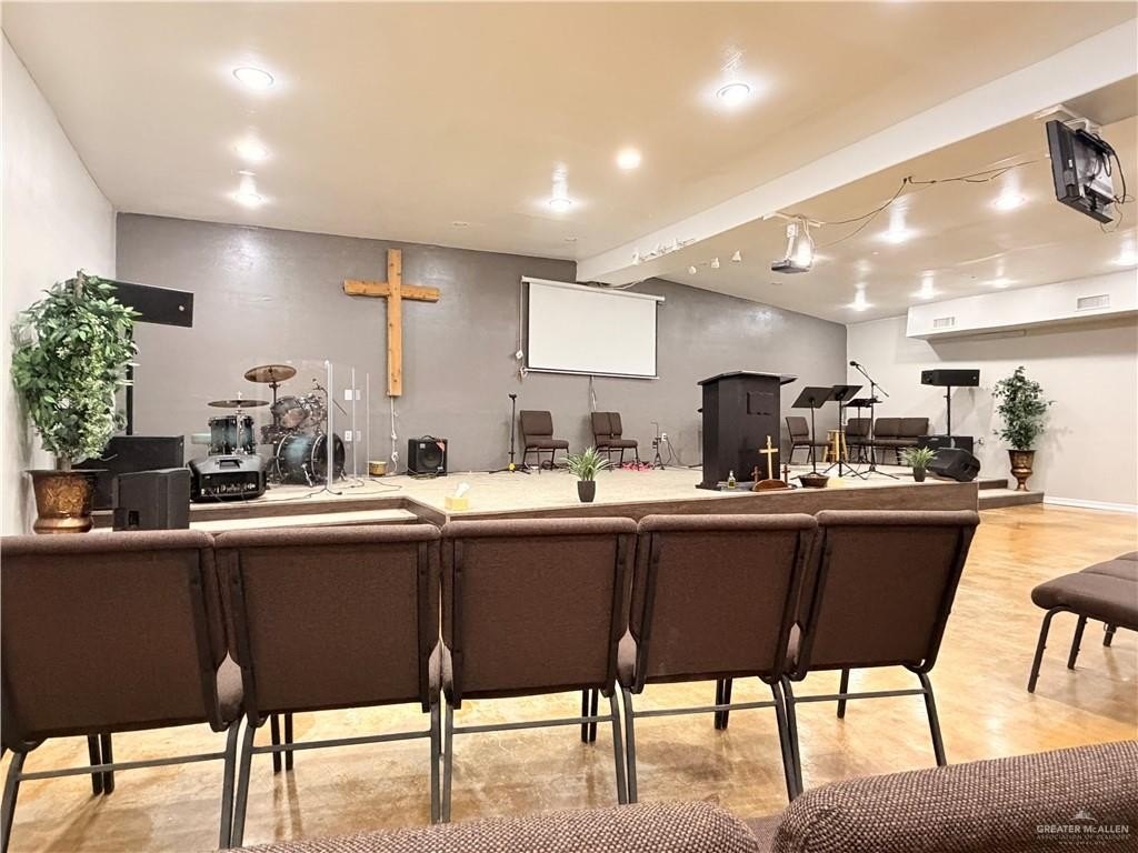 Picture 14