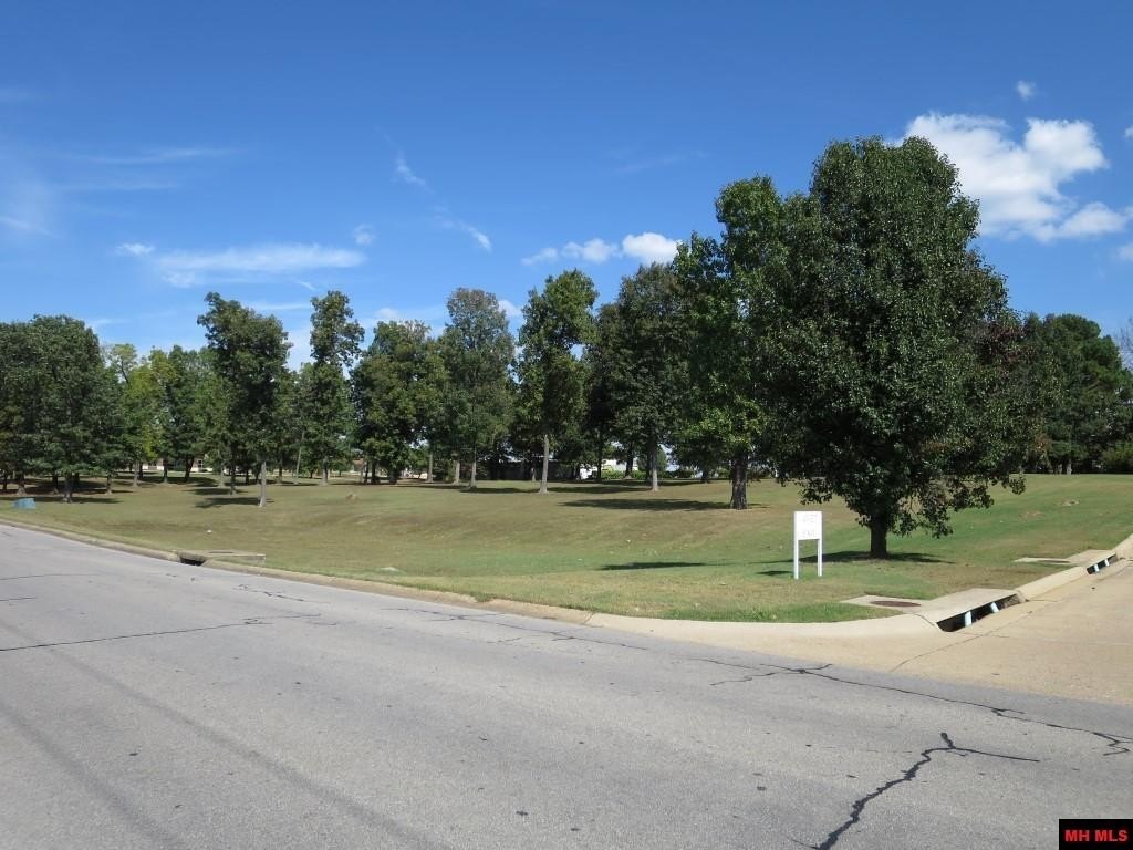 Commercial Land in Mountain Home