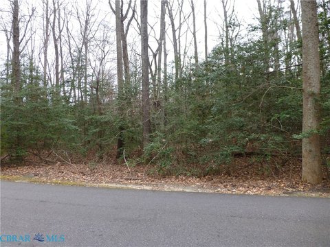 LAND - Hartfield, VA