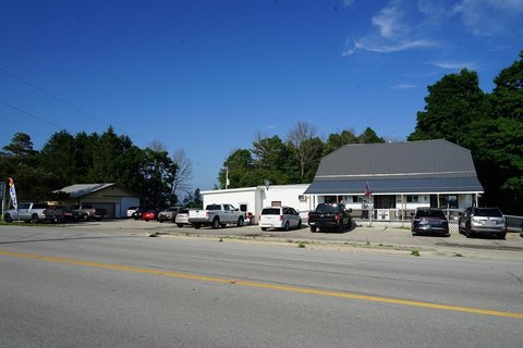 Restaurant with Onsite Living Space
