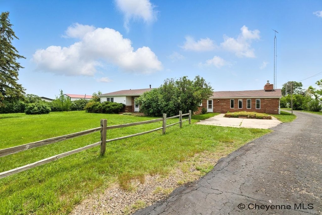 505 Terry Ranch Rd, Cheyenne, WY 82007 - Horse & equestrian property ...