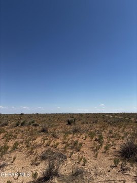 LAND - El Paso, TX