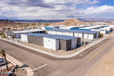 Storage Unit with Dual Gated Access