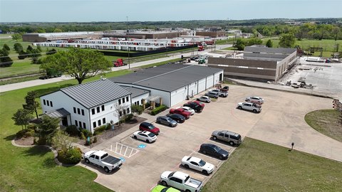 Industrial Flex Building with Office