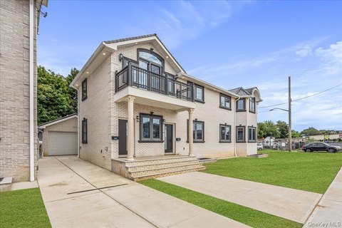 Newly Built Ozone Park Duplex