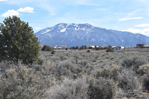 Land Near Taos Ski Valley