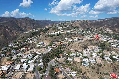 Land, Pacific Palisades, CA