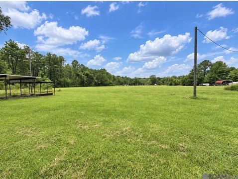 Land, Walker, LA