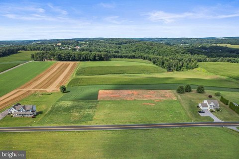 LAND - MANCHESTER, MD
