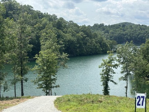 Lakefront Lot in Sleepy Hollow