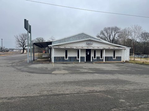 Garrison Commercial Property For Lease
