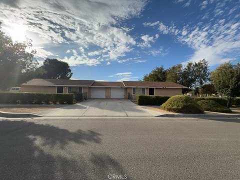 Single-Story Duplex with Garage