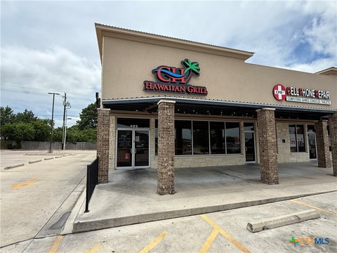 Restaurant/Retail Space Near Walmart