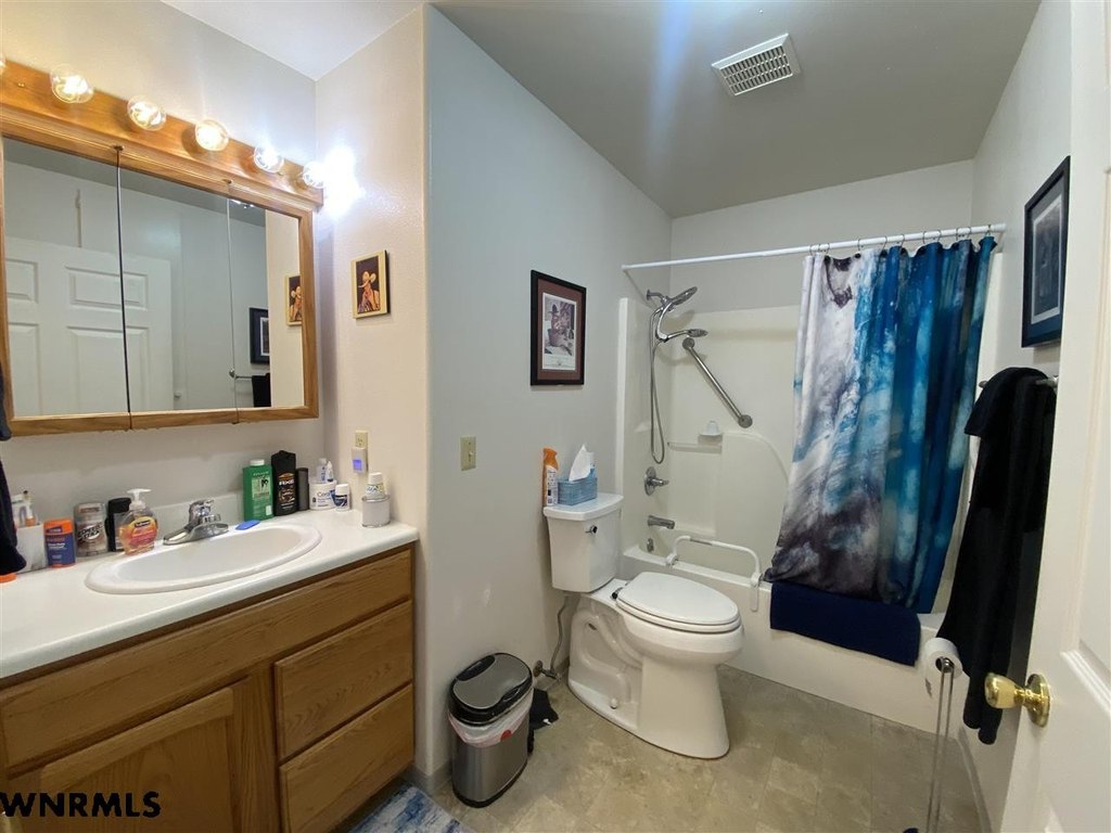 Picture 16