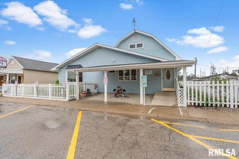 Versatile Commercial Property in Chatham