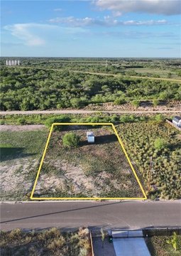Residential Lot in Edinburg, TX