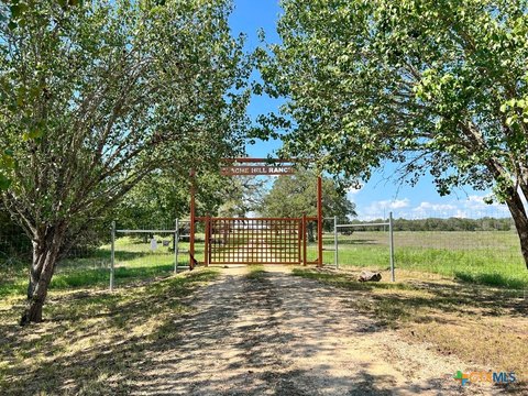 131 Acres Apache Hill Ranch