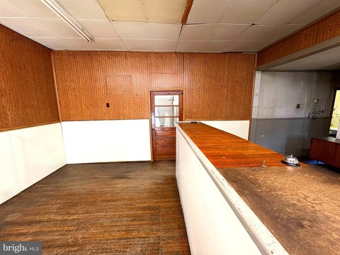 Unrestricted Land with Salvage Permit