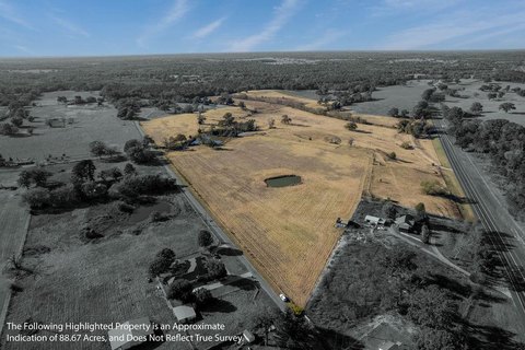 Pastureland with Ponds and Creek