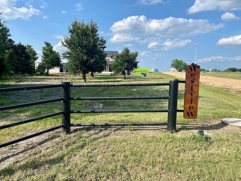 Lot, Fayetteville, TX