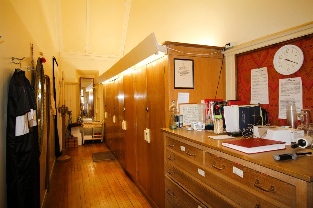 Picture 10