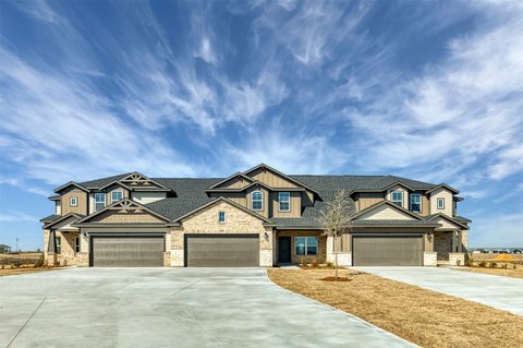 Luxury Triplex Investment Opportunity