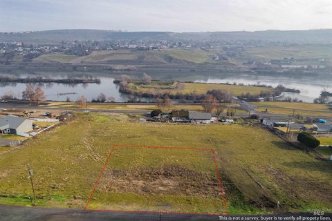 Clarkston Land with River Views