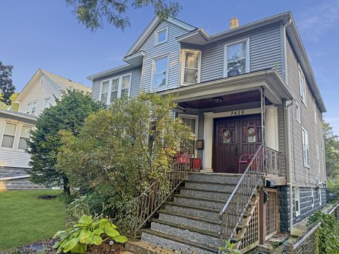 Victorian Home on Double Lot