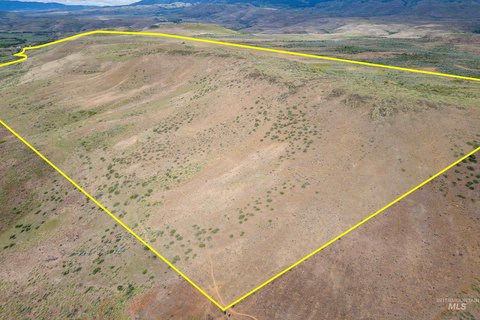 53 Acres with Mountain Views