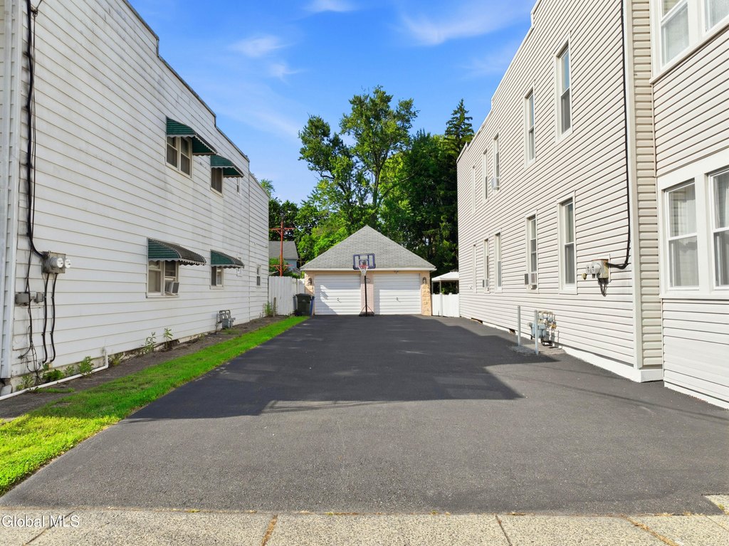 Picture 38