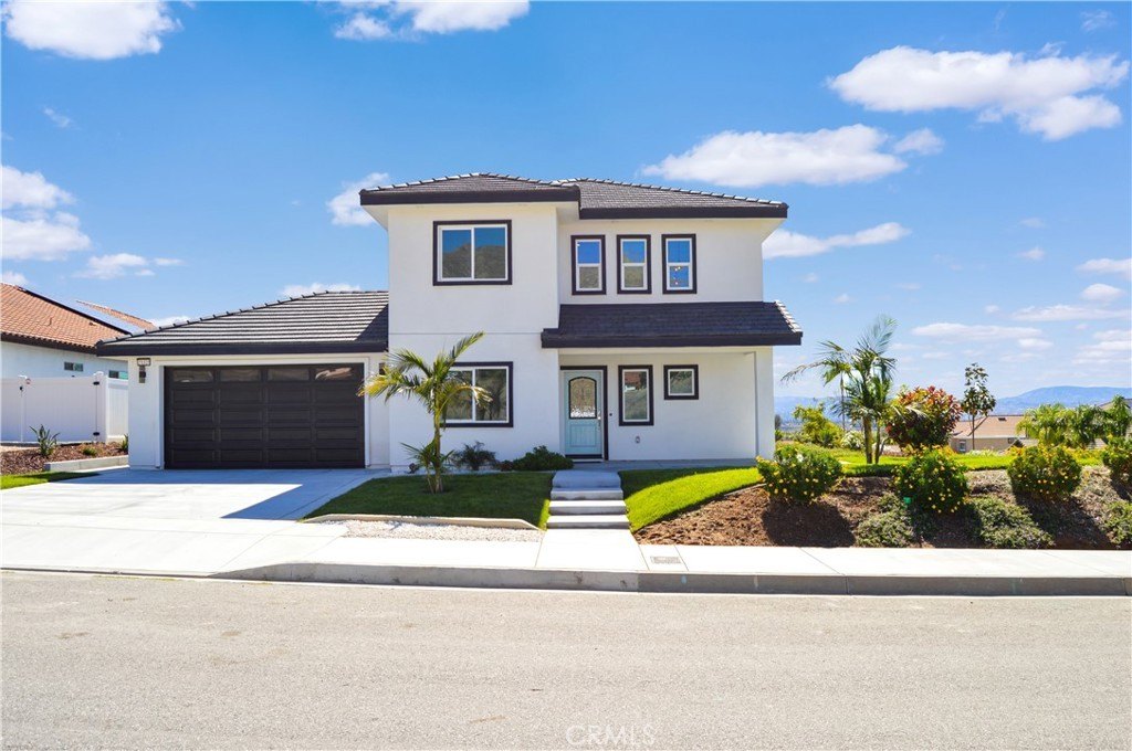 Modern Highland Residence with ADU