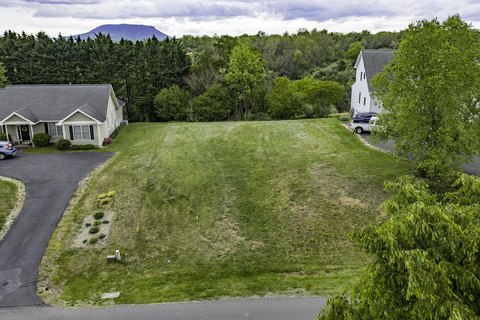 Residential Lot in Wood Ridge