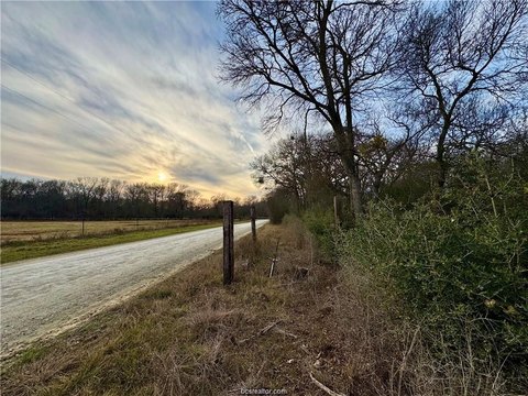 LAND - Hearne, TX
