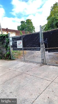 Strawberry Mansion Development Opportunity