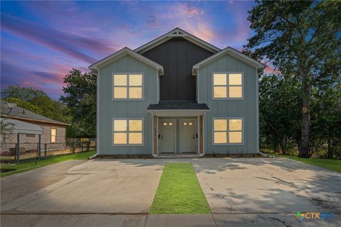 Contemporary Duplex with Granite Counters