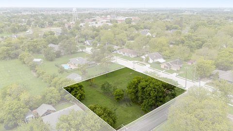 Residential Corner Lot in Royse
