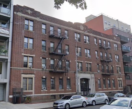 Four-Story 40-Unit Apartment Building